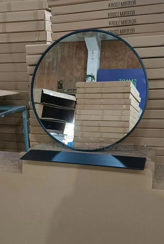 Wall Oval Mirror With Down Shalves · Photo 1