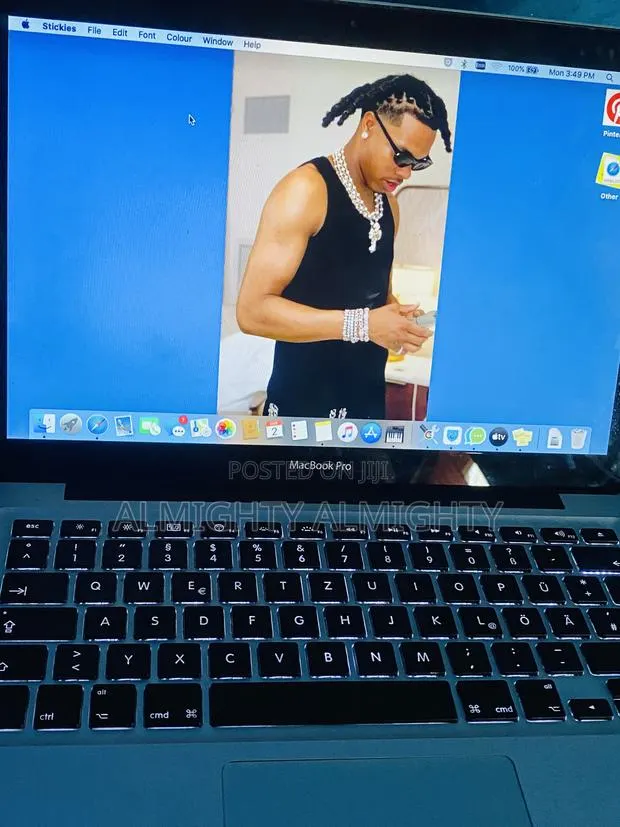 Laptop Apple MacBook Pro 2009 8GB Intel Core 2 Duo SSD 500GB · Photo 1