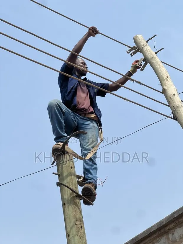 Electrician · Photo 1
