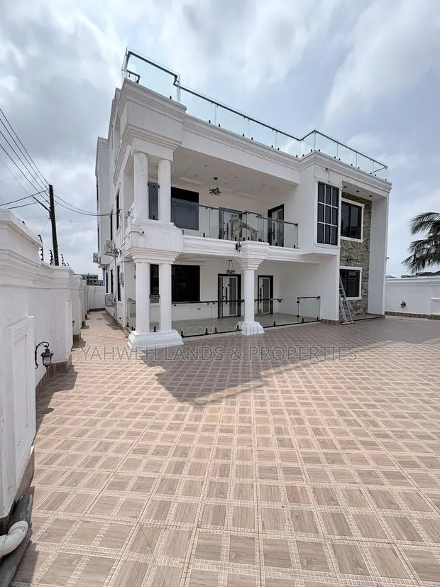 Furnished 6bdrm Duplex in Shalom Sport, Spintex for rent · Photo 1