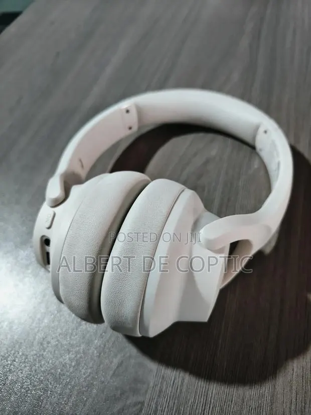 Soundcore Q20i (Noise Cancelling) · Photo 1