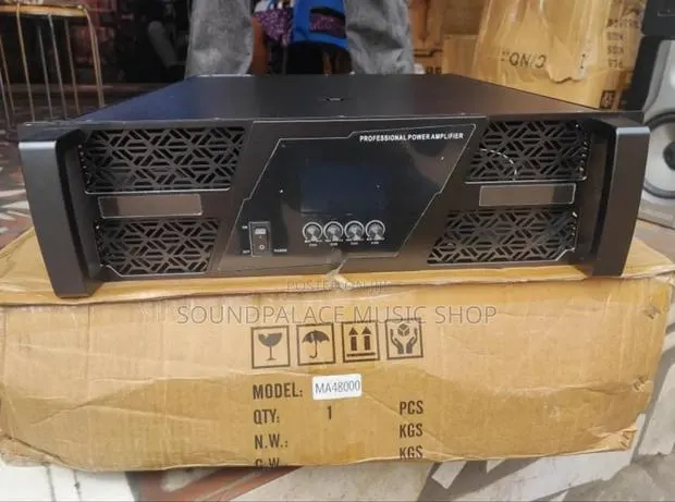 Yamaha MA48000 Professional 4-Channel Power Amplifier · Photo 1