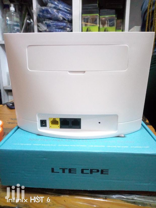 LTE Cpe 4G Router · Photo 2