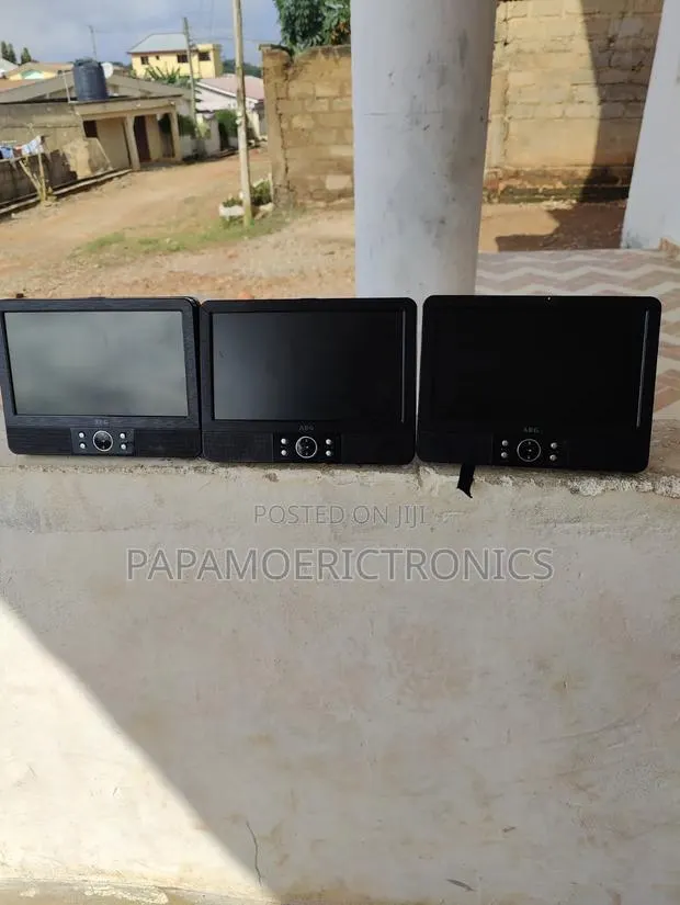 AEG DVD 4552 LCD Auto DVD-Player · Photo 1