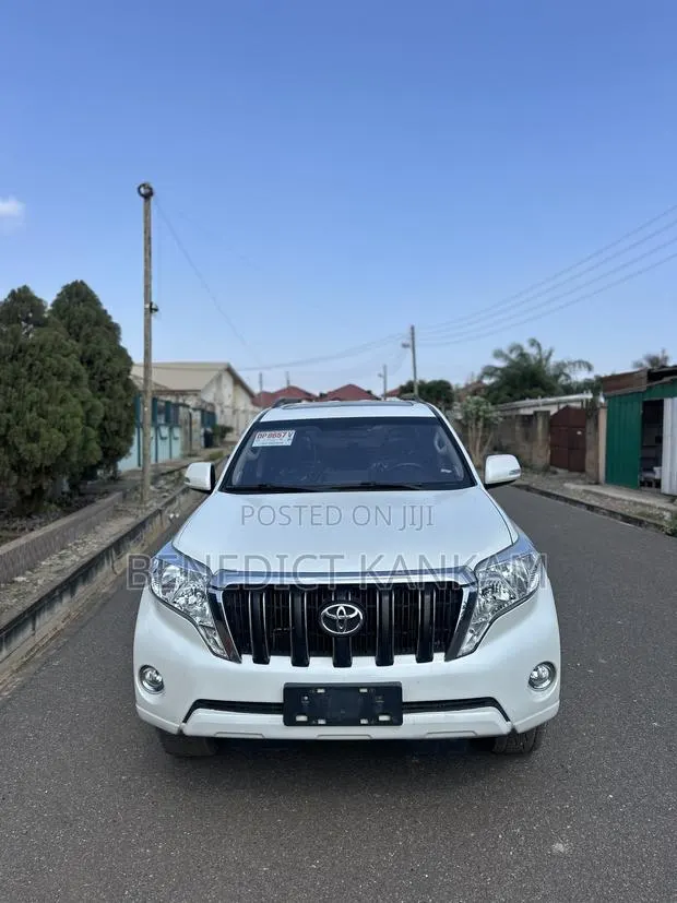 Toyota Land Cruiser Prado 2.7 2017 White · Photo 1