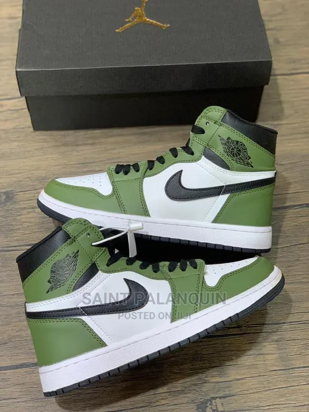 Nike Jays One · Photo 1