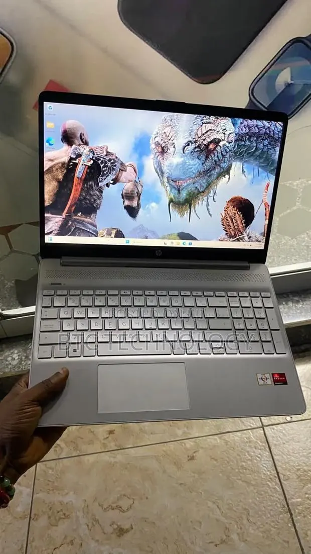 Laptop HP Pavilion 15 16GB AMD SSD 512GB · Photo 1
