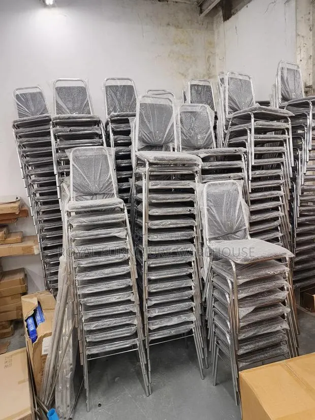 Metal-framed Banquet, Conference Chairs Or Dining Room Chairs · Photo 1