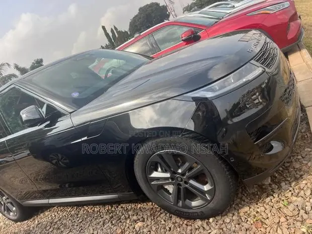Land Rover Range Rover SE 2024 Black · Photo 1