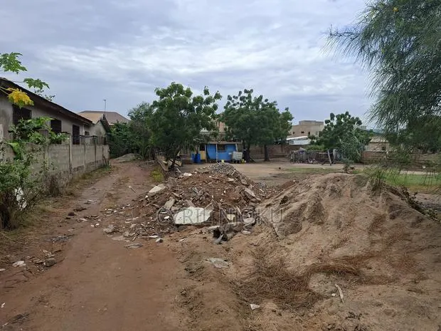 One Plot of Titled Land for Sale at Prime Location in Ogbojo · Photo 1