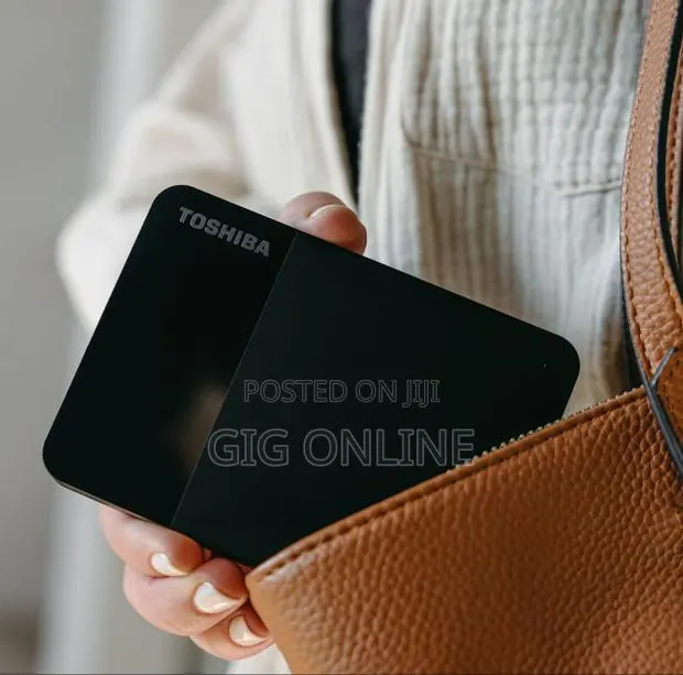 Toshiba External Hard Drive Protective Case · Photo 2
