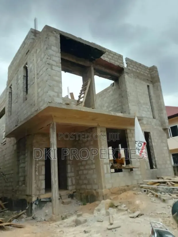 4bdrm House in Dki Properties, Malejor for sale · Photo 1