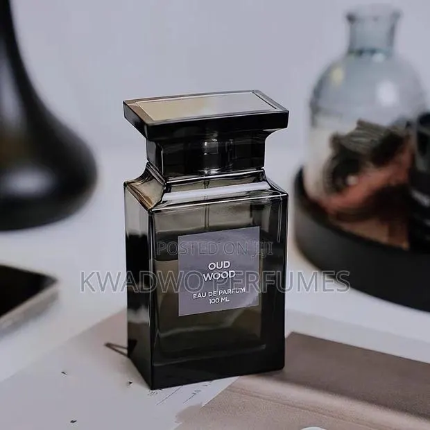 Tom Ford Oud Wood · Photo 1