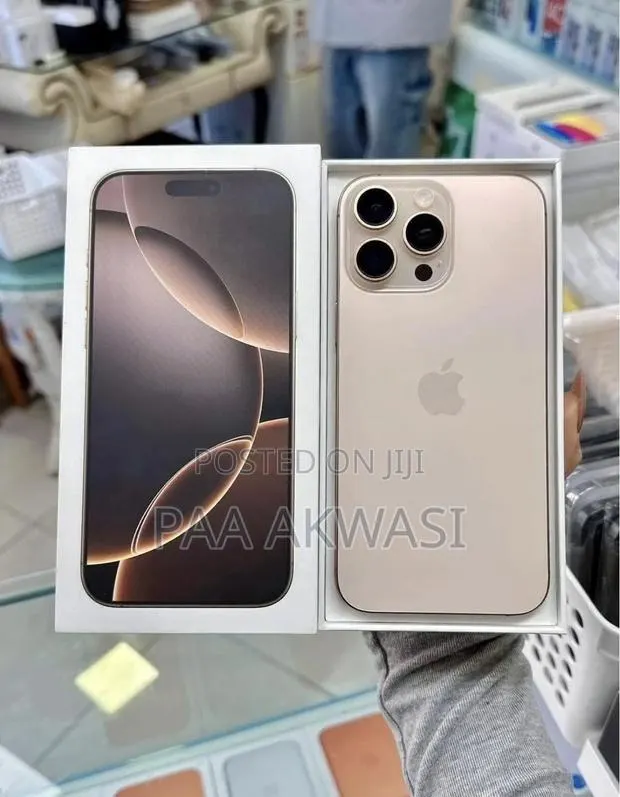 Apple iPhone 16 Pro Max 512 GB Gold · Photo 1