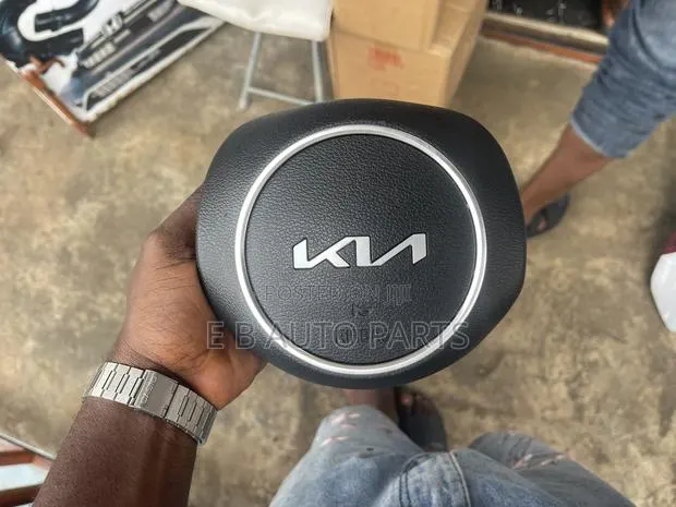 Sorento 2023 Airbag Cover · Photo 1