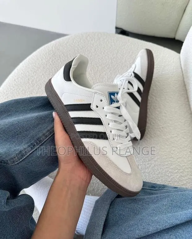 Original Adidas Samba Shoe · Photo 1