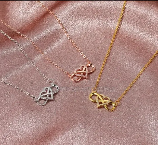 Ladies Pendant Necklace-Gold · Photo 1