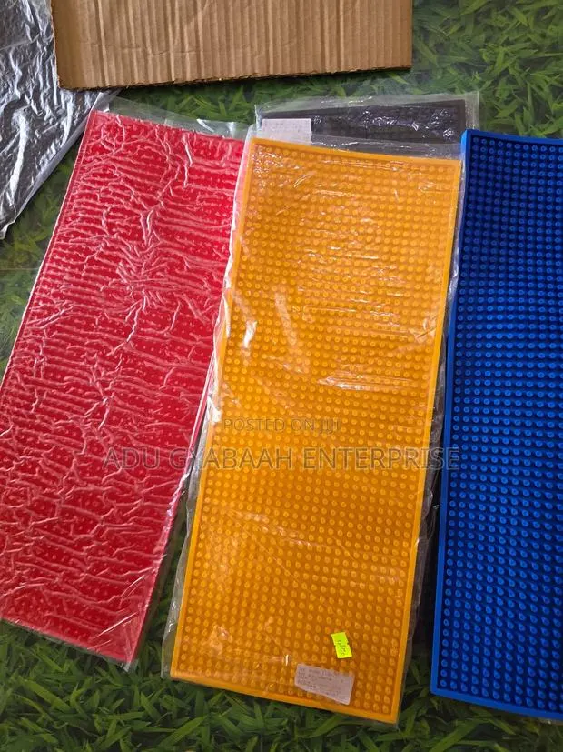 Non Slip Spill Mat/Bar Mat (50x20cm) · Photo 2