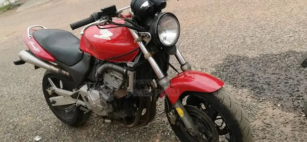 Honda 2016 Red · Photo 1