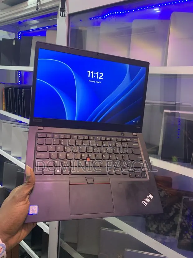 Laptop Lenovo ThinkPad T490s 8GB Intel Core i7 SSD 256GB · Photo 1