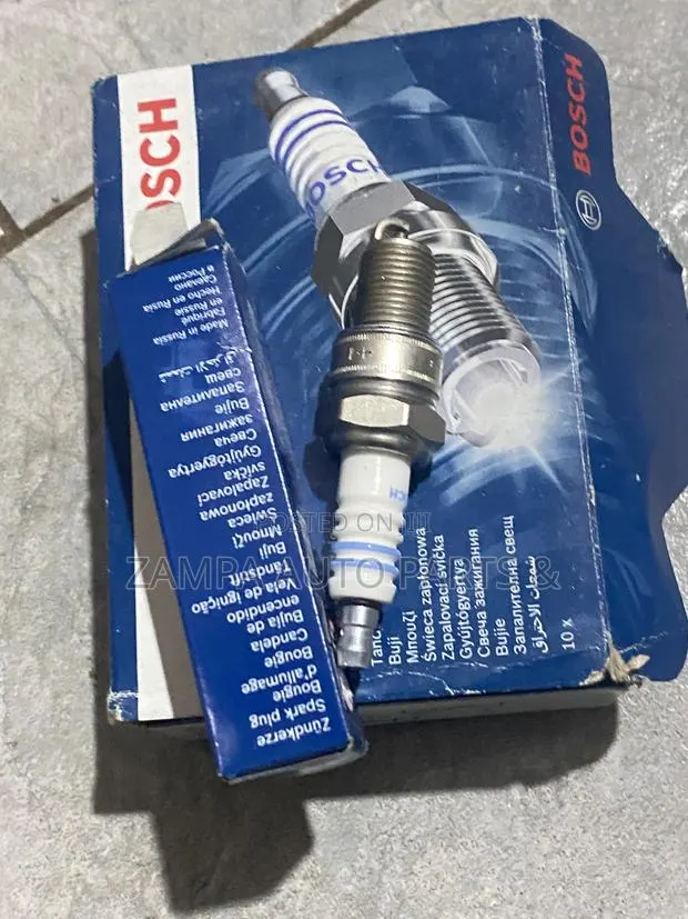 Bosch Spark Plugs (16 - 14 Short ) · Photo 1