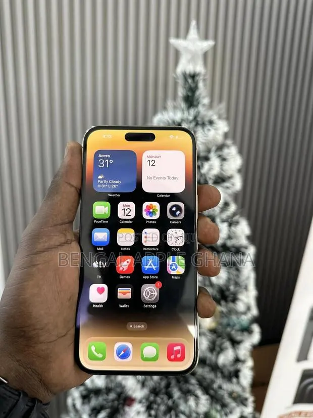 Apple iPhone 14 Pro Max 128 GB Gold · Photo 1