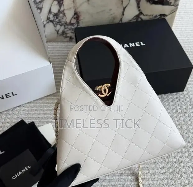 Chanel Ladies Bag · Photo 1