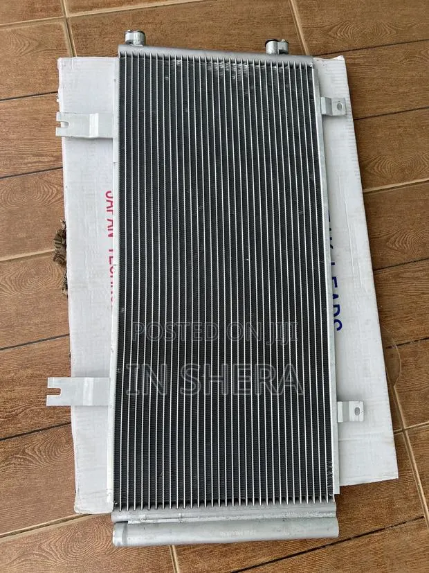 Honda CRV Condenser · Photo 1