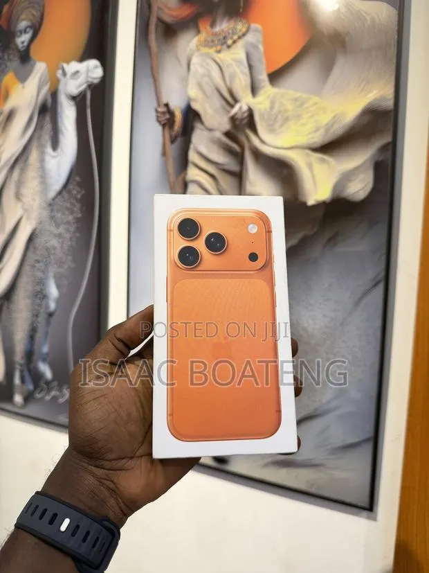 New Apple iPhone 17 Pro 256 GB Orange · Photo 1
