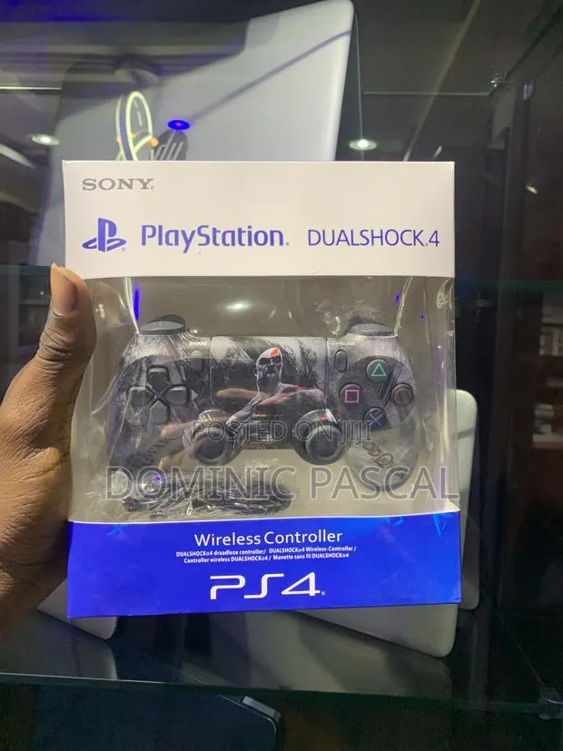Playstation 4 Wireless Controller · Photo 1