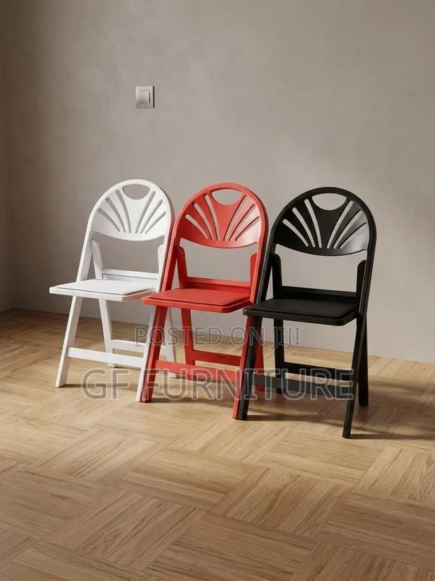 Folding Chairs for Events · Photo 1