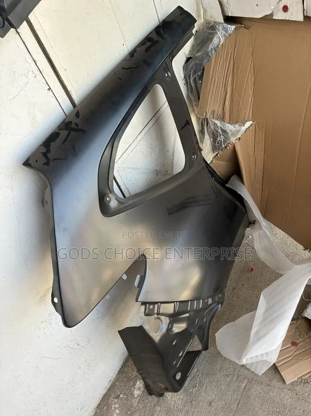 BACK (Rear) Fender Santafe 2014-2015-3016-2017-2018 · Photo 1