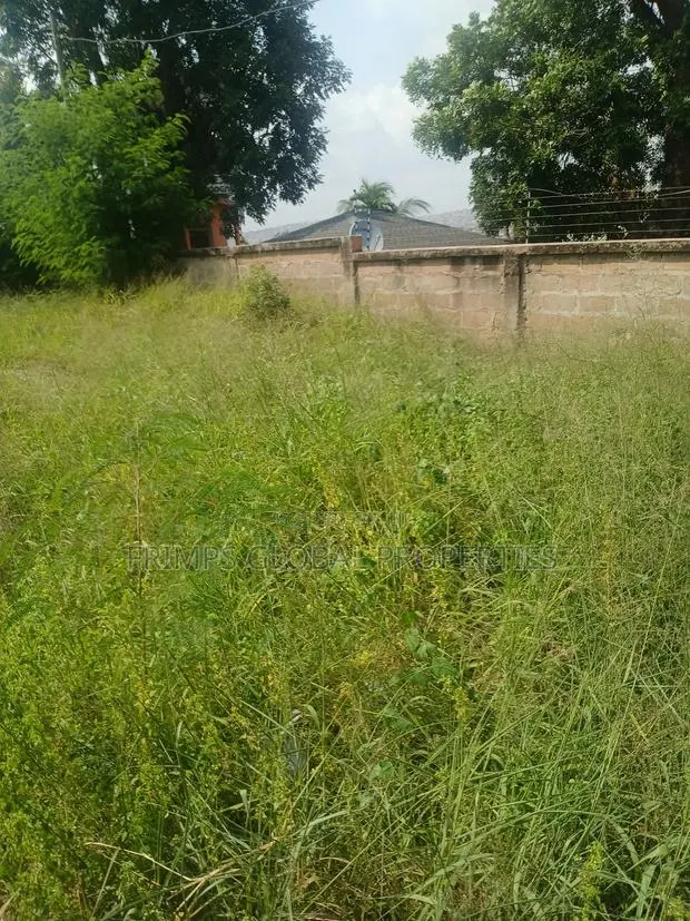 Roadside Title Plot of Land at McCarthy Hills for Sale · Photo 1