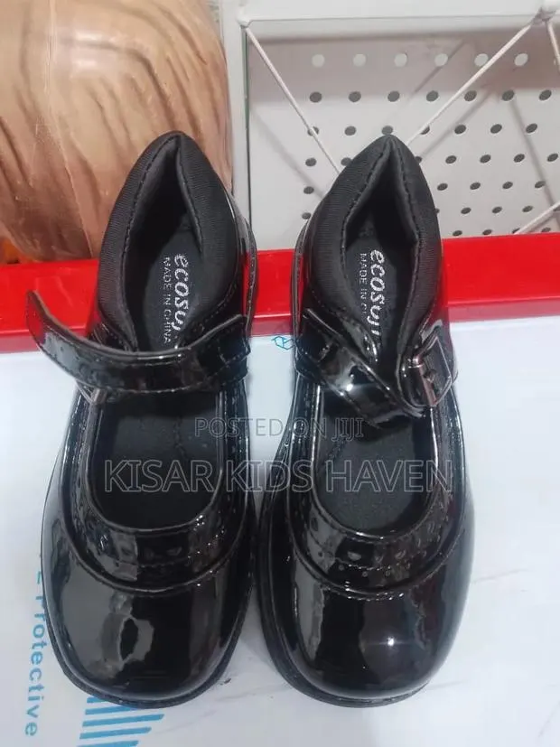 Reduced to Clear Girls Cute Shoe Size 25, 29, 30 · Photo 1
