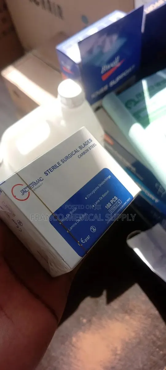 Surgical Blade (Scalpel Blade) · Photo 1