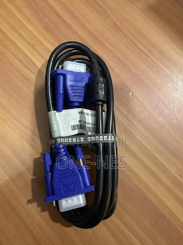 VGA Cable Converter · Photo 1