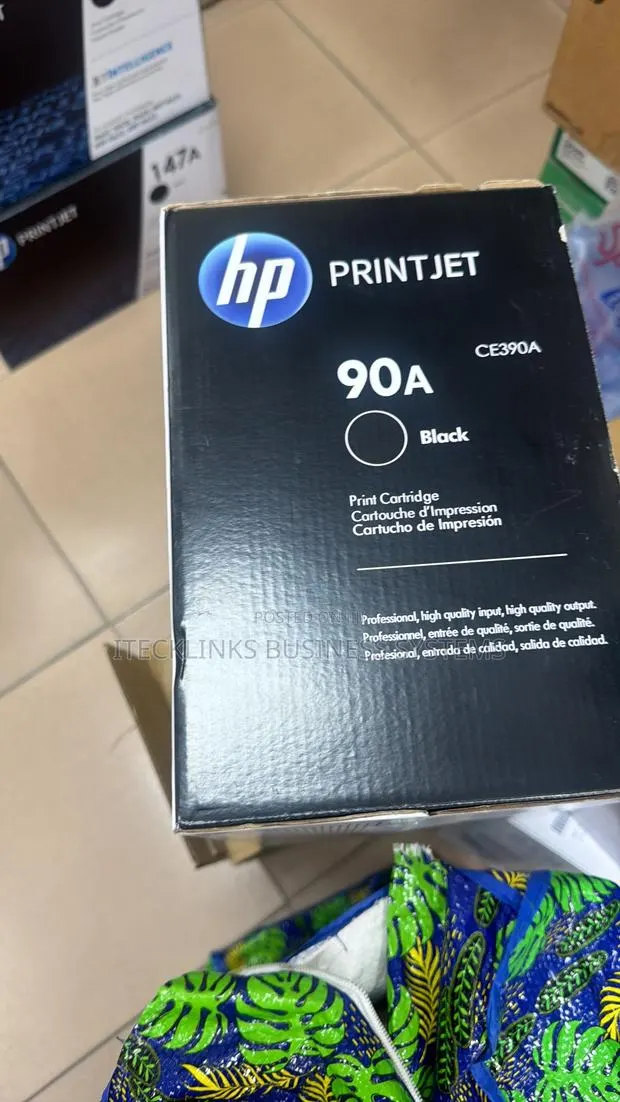 HP 90a Toner · Photo 1