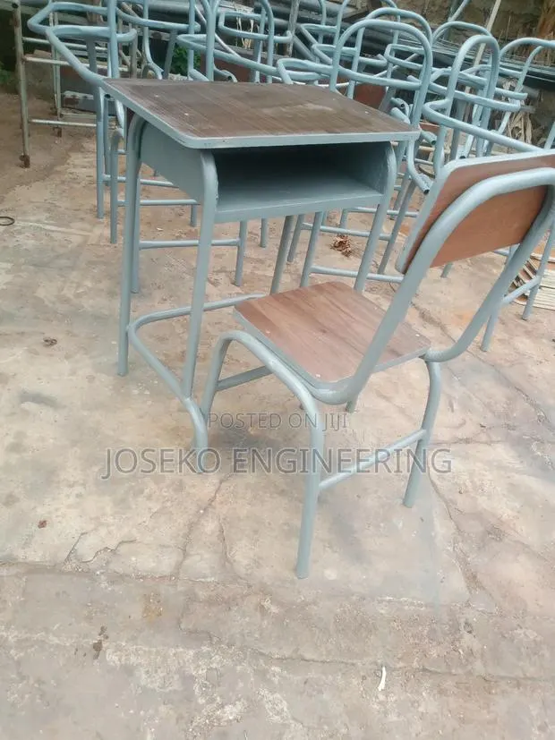 Student Desk and Chair · Photo 1