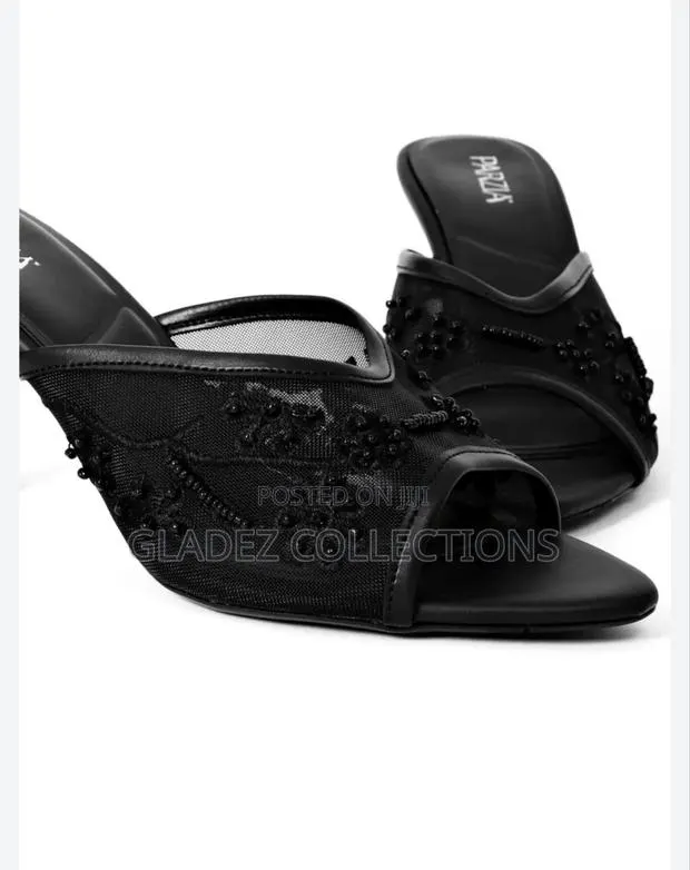 Black Beaded Heel · Photo 1