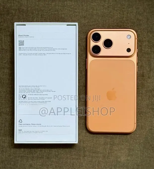 Apple iPhone 17 Pro Max 512 GB Orange · Photo 1