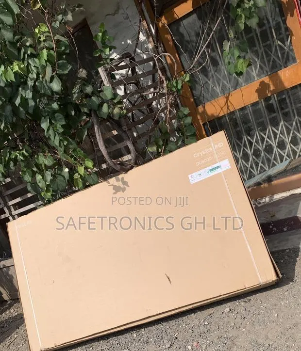 High Quality Samsung 85du8000 85-Inch Crystal Uhd Smart Tv · Photo 1