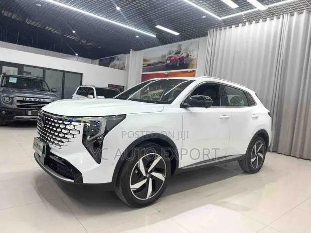 New Changan CS55 Plus 1.5 Petrol FWD 2025 White · Photo 1