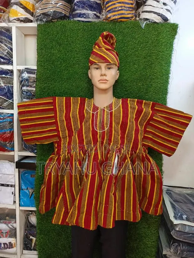 Handwoven Batakari Smocks – Symbol Of Ghanaian Heritage · Photo 1