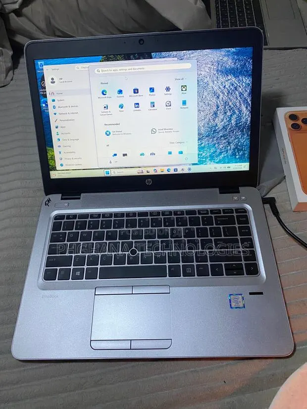 Laptop HP EliteBook 840 G4 8GB Intel Core i5 SSD 256GB · Photo 1