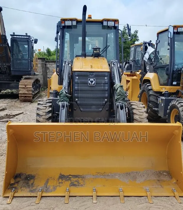 XCMG Backhoe Loader · Photo 1