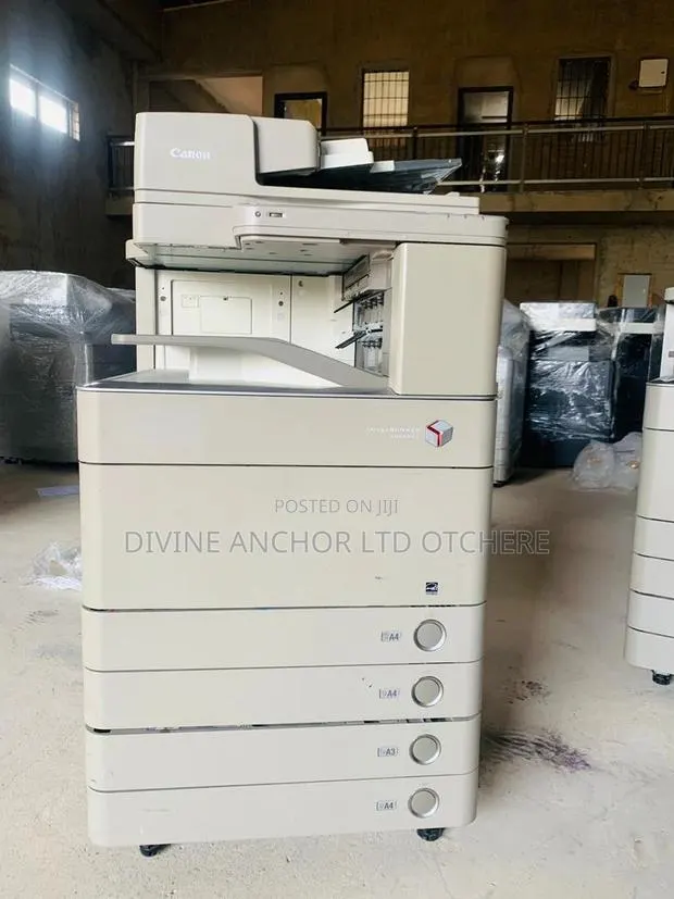 Image Runner C5235 Copier · Photo 1