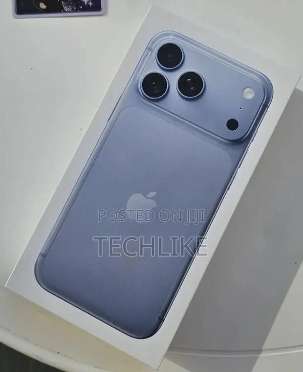 New Apple iPhone 18 Pro Max 512 GB Blue · Photo 1