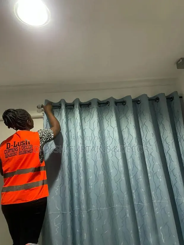 D-Lush Curtains Cresent · Photo 1