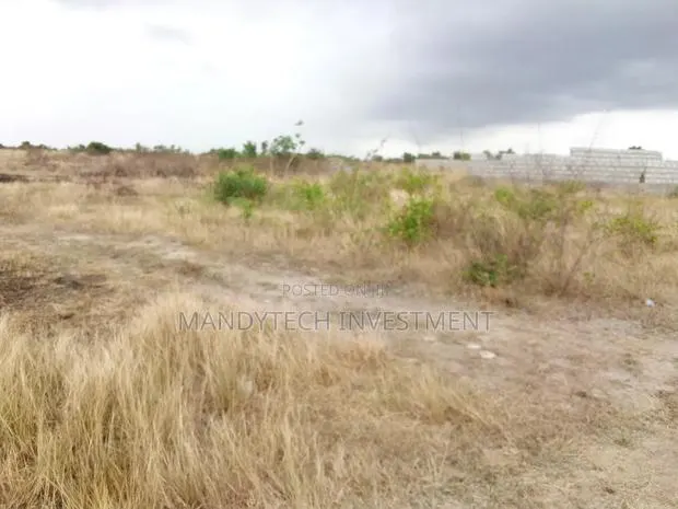 Prestige 30 Plots of Land - Appolonia · Photo 1