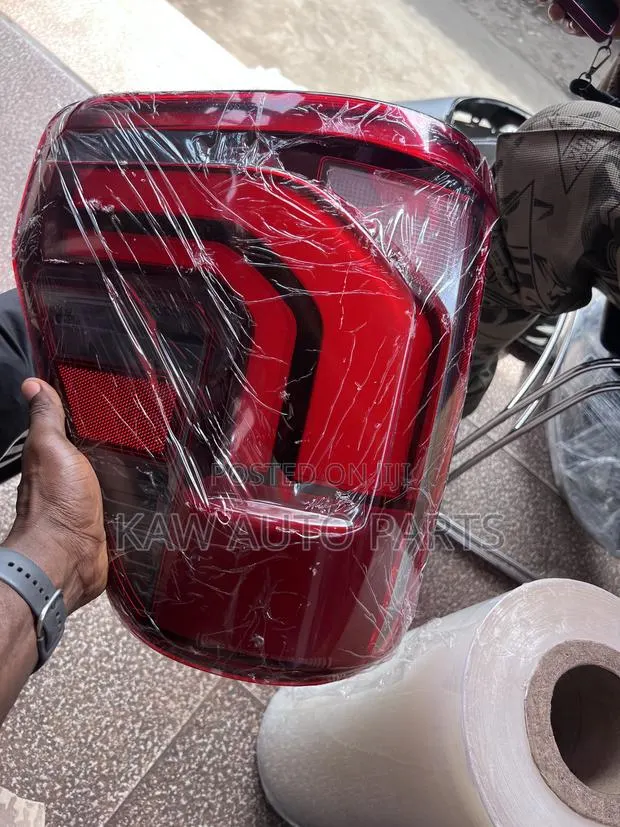 2023,2025,2024,2025 Taillight for Ford F150 · Photo 1